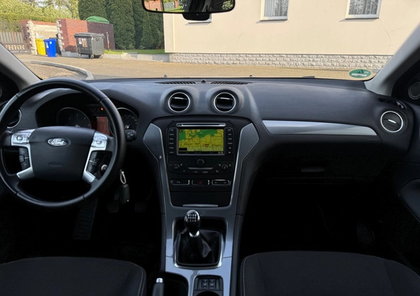 Ford Mondeo cena 26900 przebieg: 179521, rok produkcji 2013 z Swarzędz małe 379